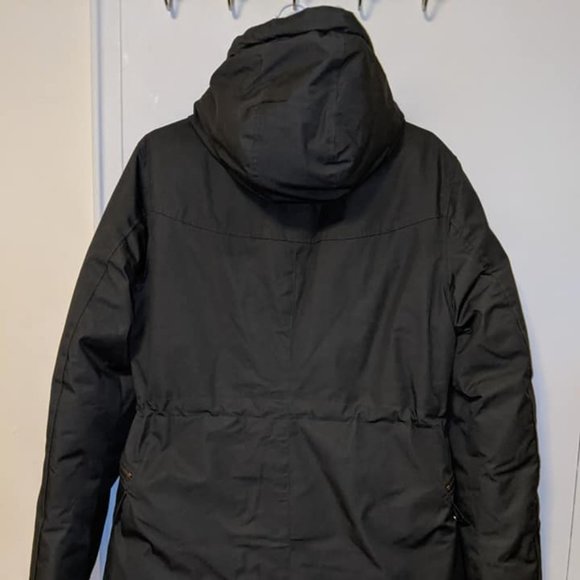 Women's' Toboggan Winter Jacket - Picture 3 of 5